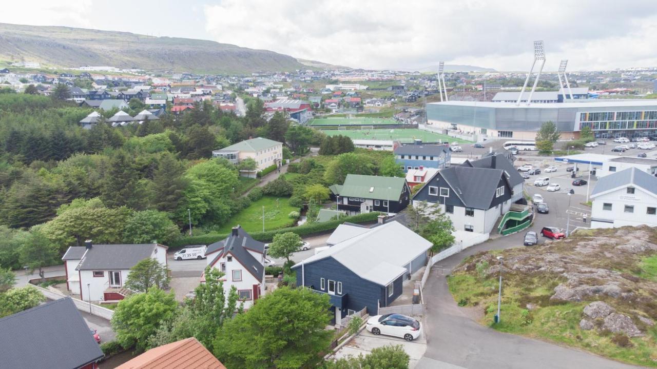 Stadium / Central / Park / Art Gallery Torshavn Luaran gambar